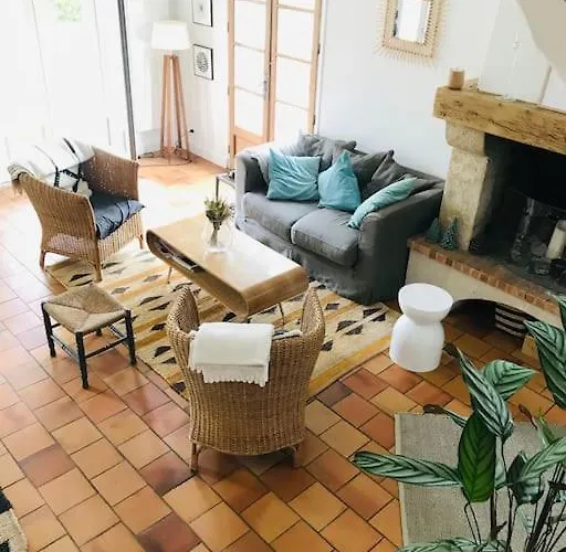Holiday home Le Colombier Le Vaudoue
