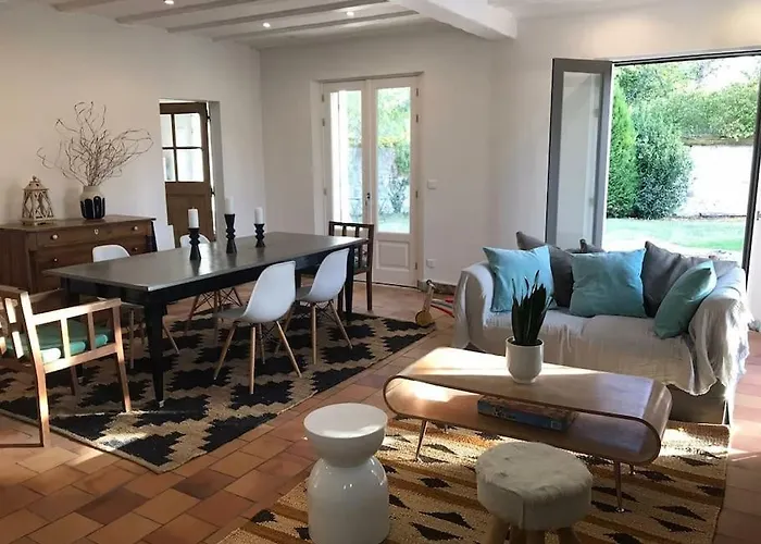 Le Colombier Holiday home